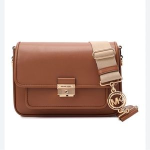 NWT! Michael Kors MK Crossbody Bag (Bradshaw Camera Style)